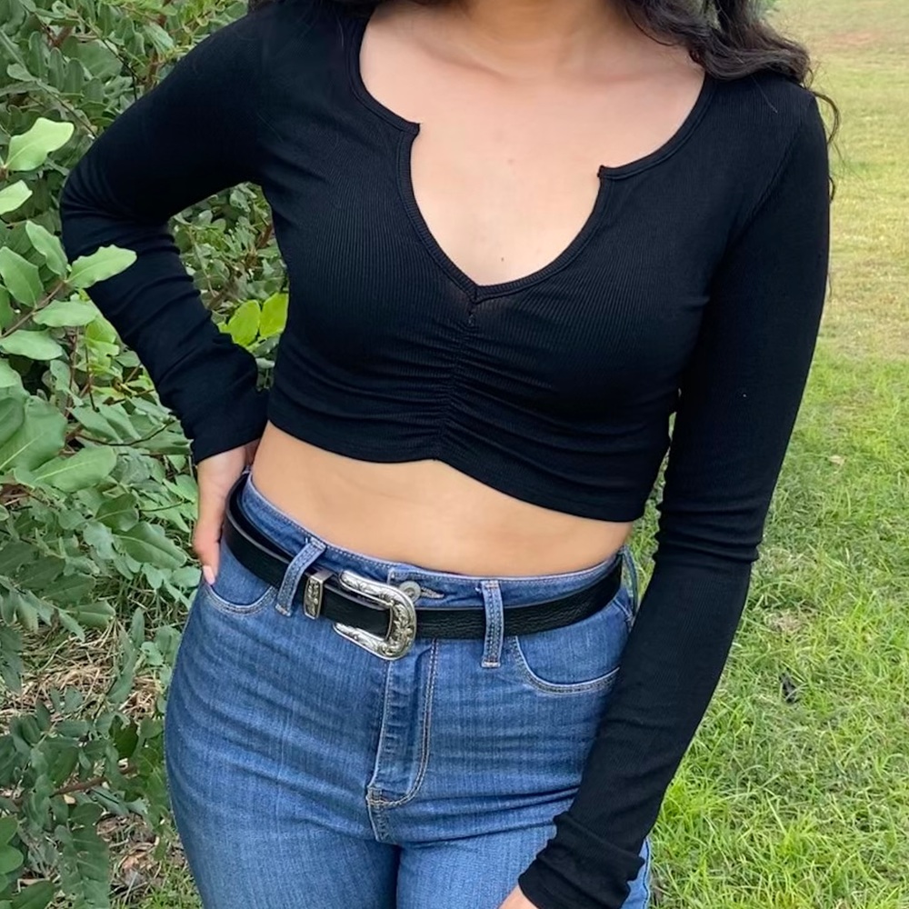 Black crop top